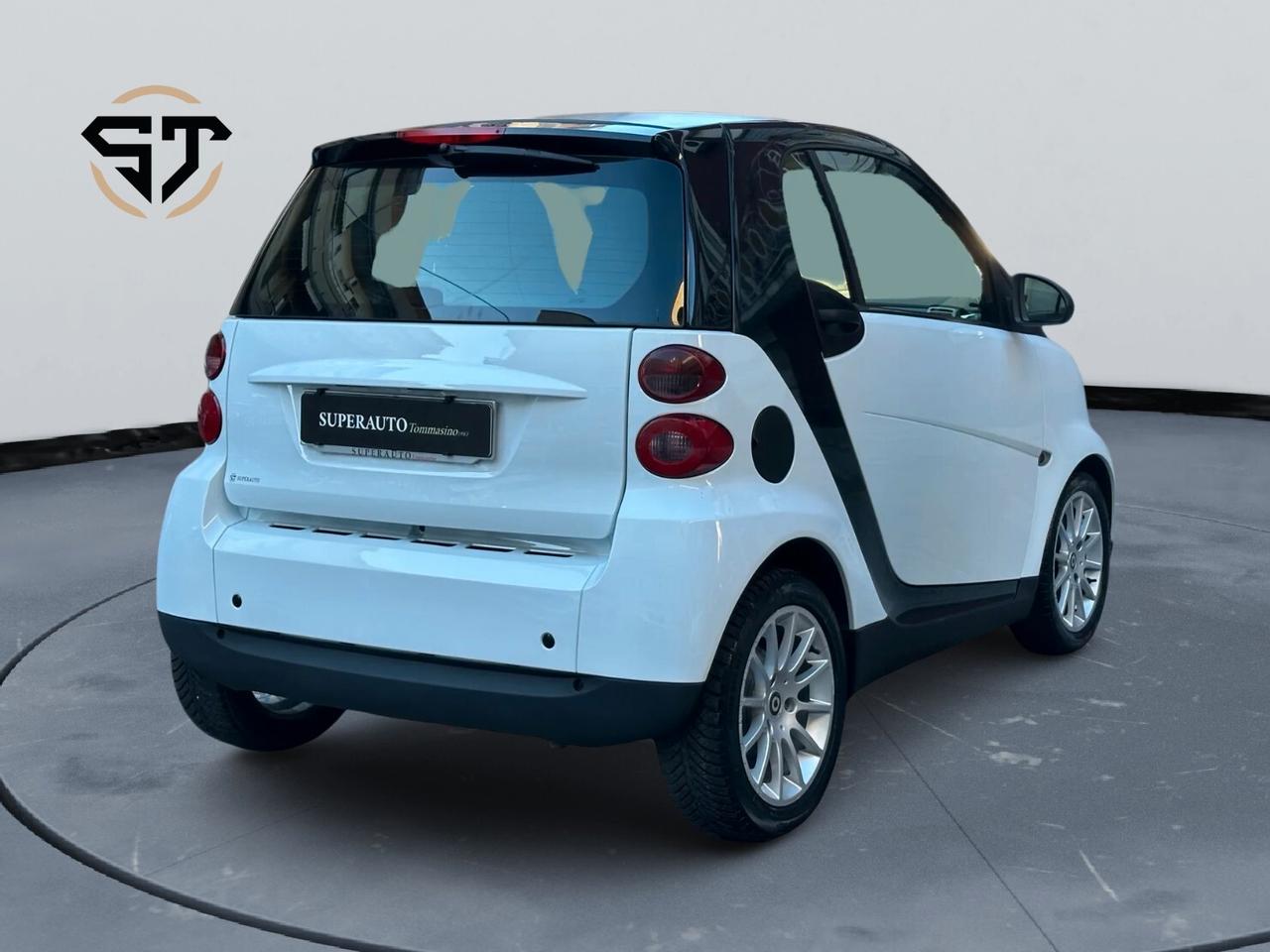 Smart ForTwo 1000 52 kW coupé pure