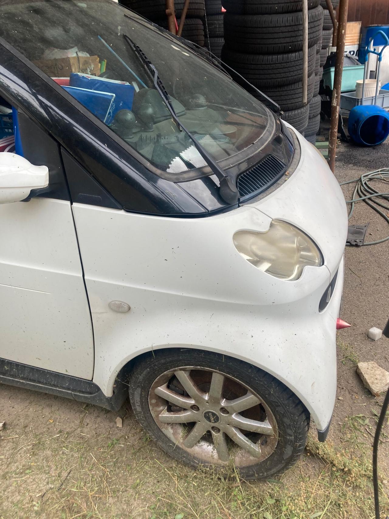 Smart ForTwo 700 coupé pure (45 kW) - per ricambi