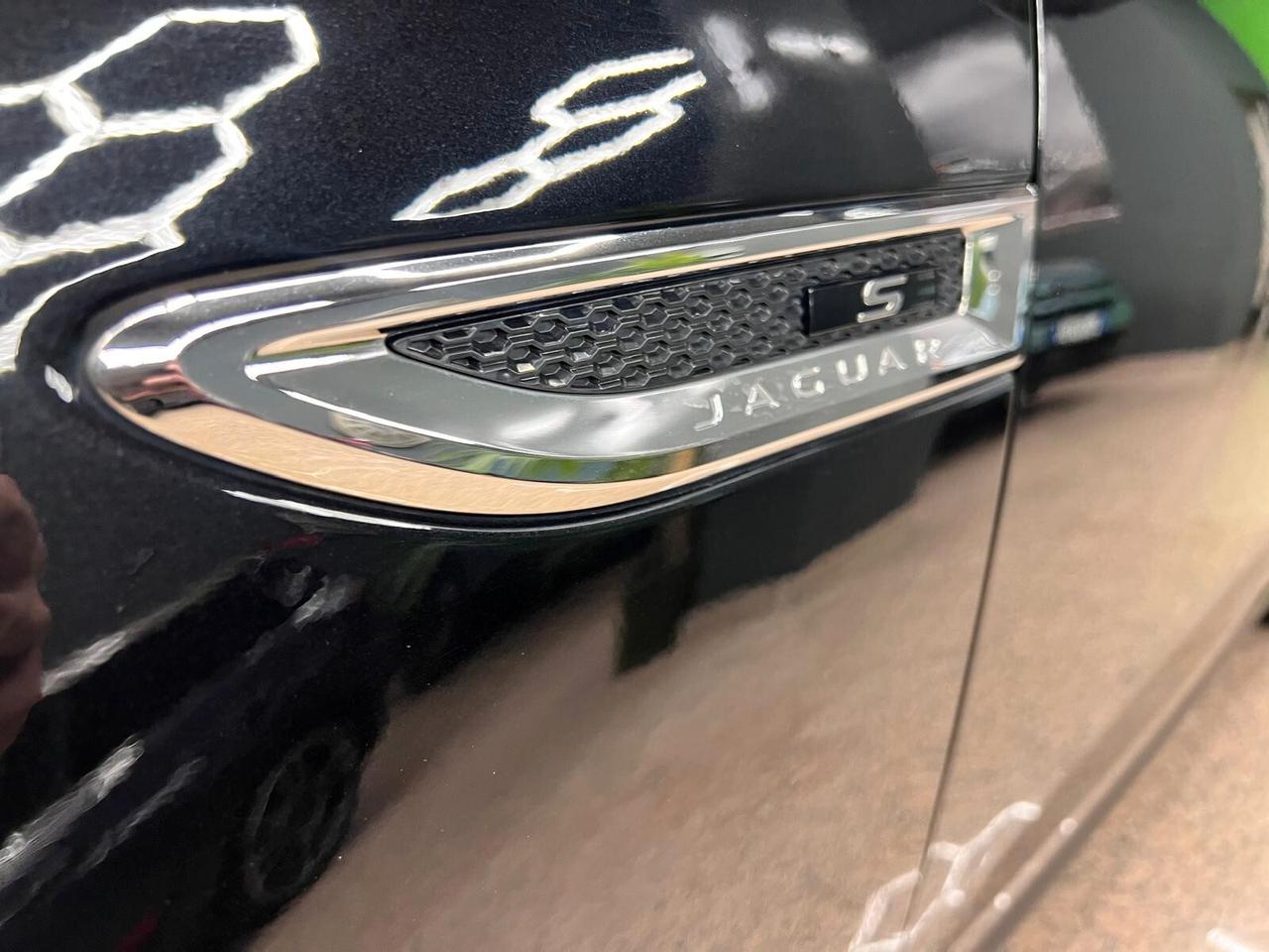 Jaguar E-Pace 2.0D 150 CV AWD R-Dynamic S