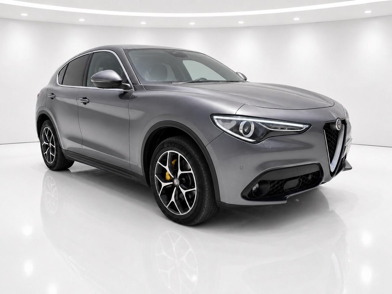 Alfa Romeo Stelvio 2.2 Turbodiesel 180 CV AT8 Q4 Business