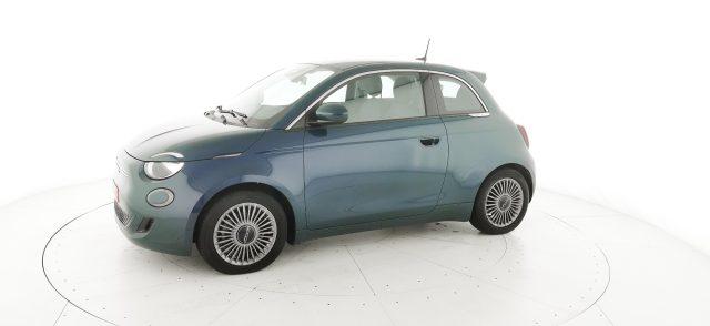 FIAT 500e Berlina 42 kWh La Prima