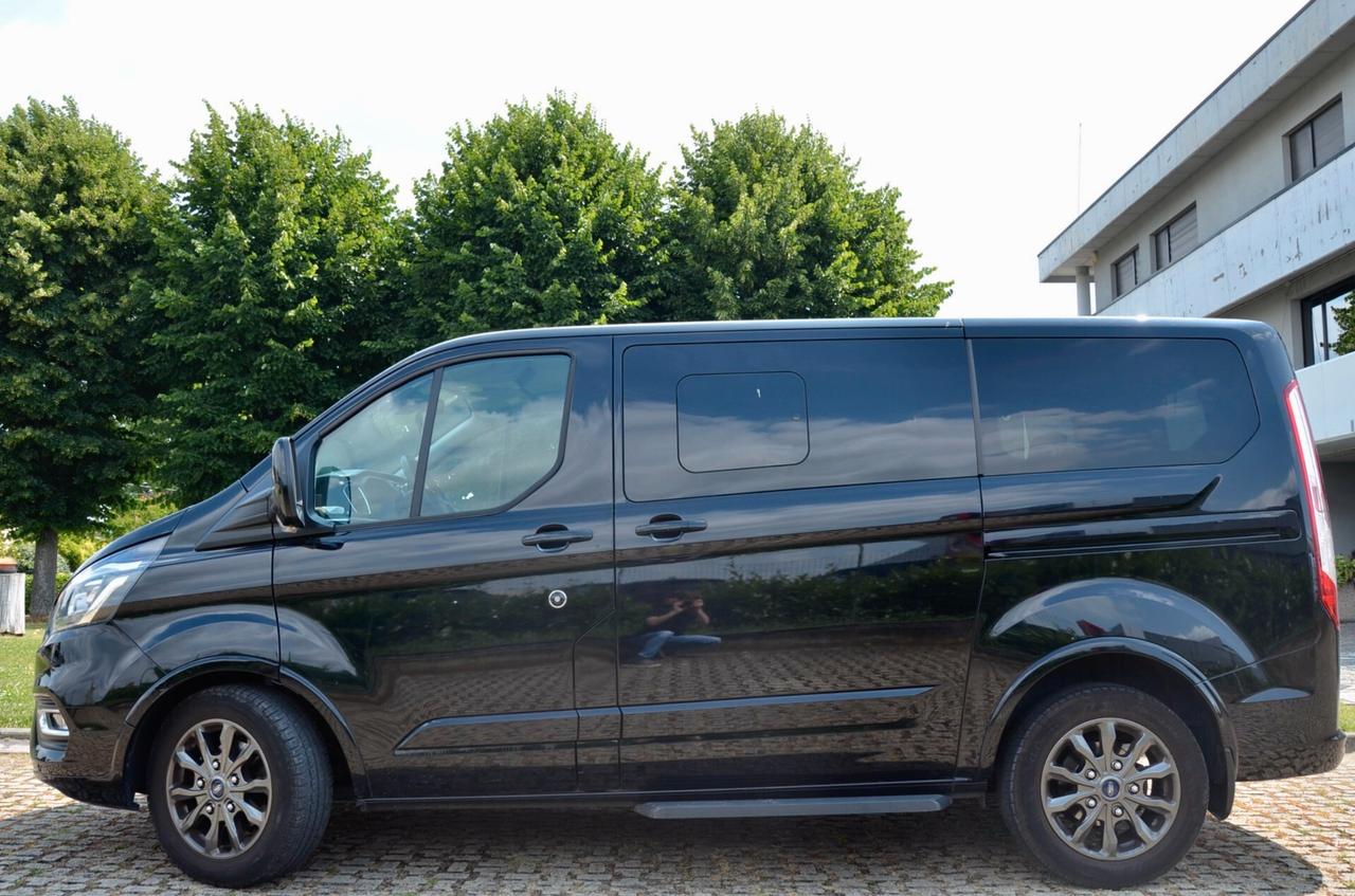 FORD TOURNEO CUSTOM 2.0 ECOBLUE TITANIUM X 185cv AUTO, 8 POSTI, UFF ITALIANA, SERVICE UFF FORD, EURO 6D, RETROCAMERA, APPLE ANDROID, PERMUTE