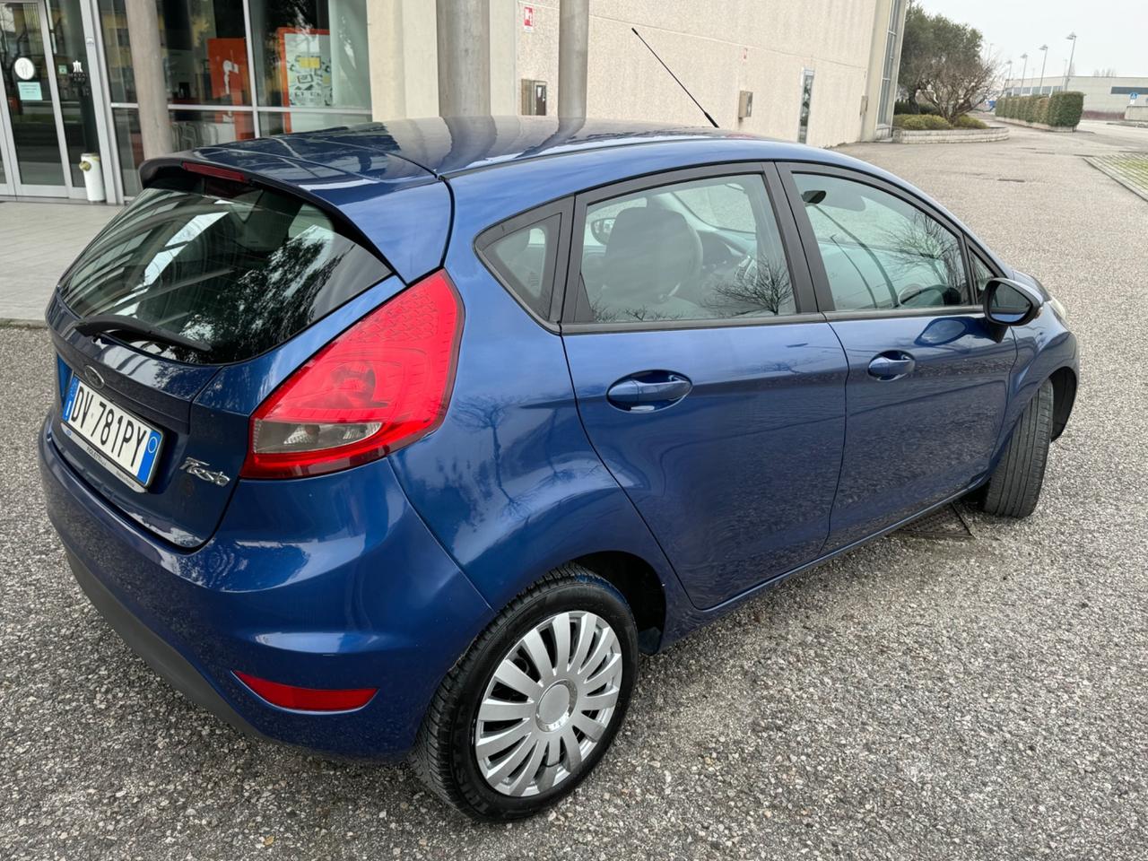 Ford Fiesta 1.2 82 CV 5 porte Neopatentati