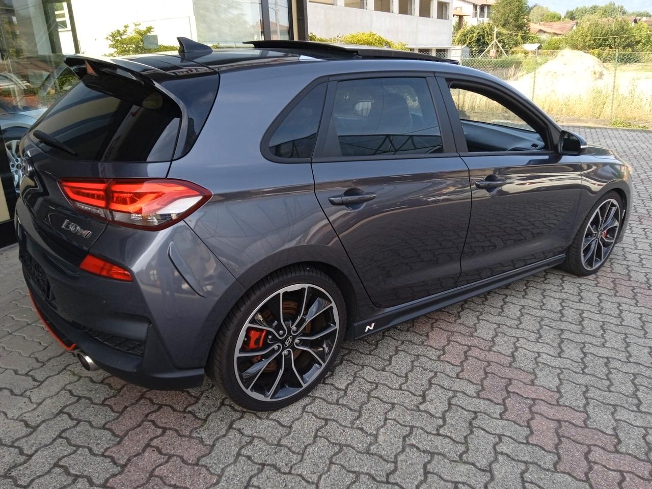 Hyundai i30 N PERFOMANCE TETTO PANORAMICO APRIBILE SENS PARK DOPPI 19" CRUISE CONTROL SED. ELETTTRICI IN ARRIVO