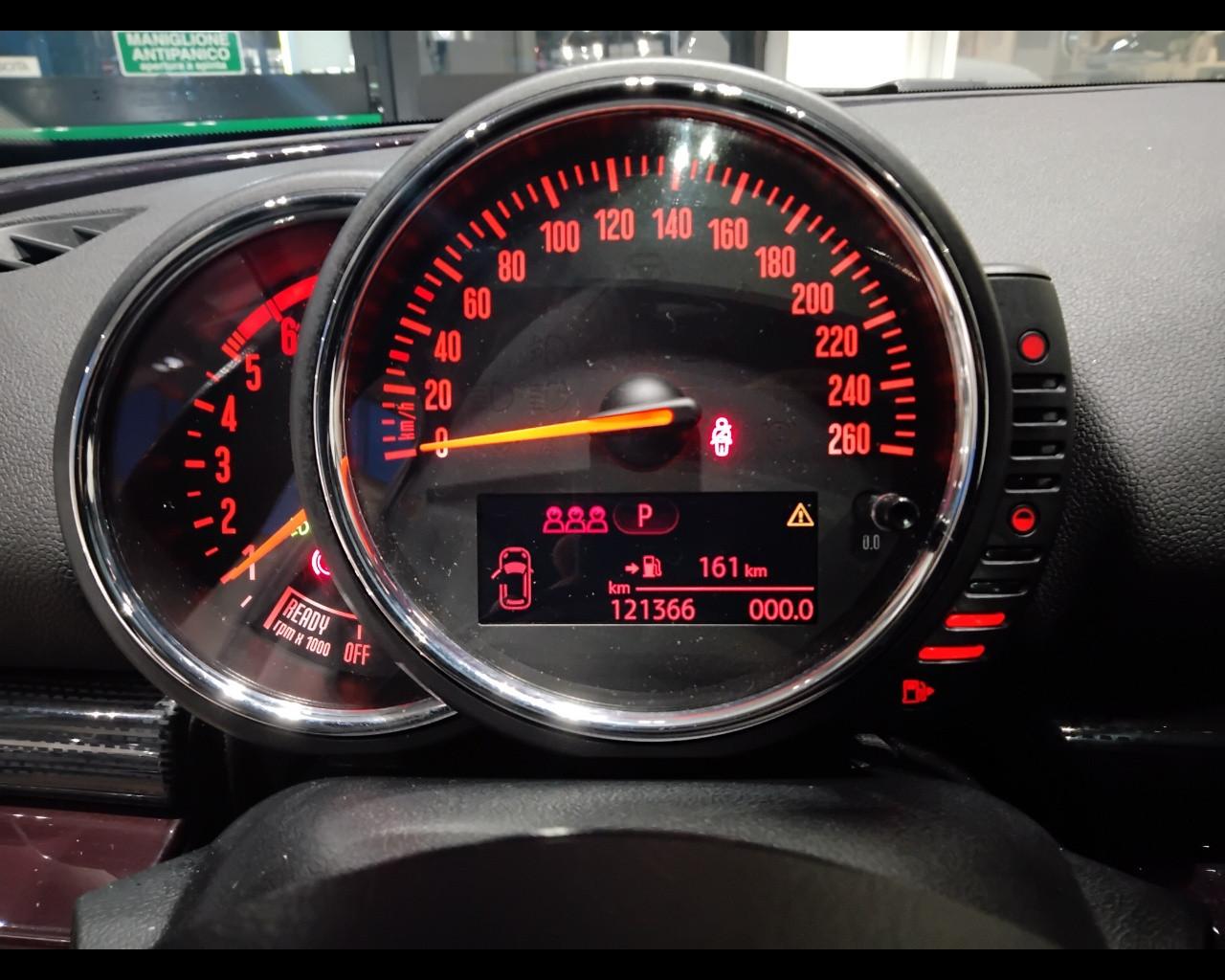 MINI Mini IV F54 2016 Clubman - Mini Clubman 2.0 Cooper D Hype au