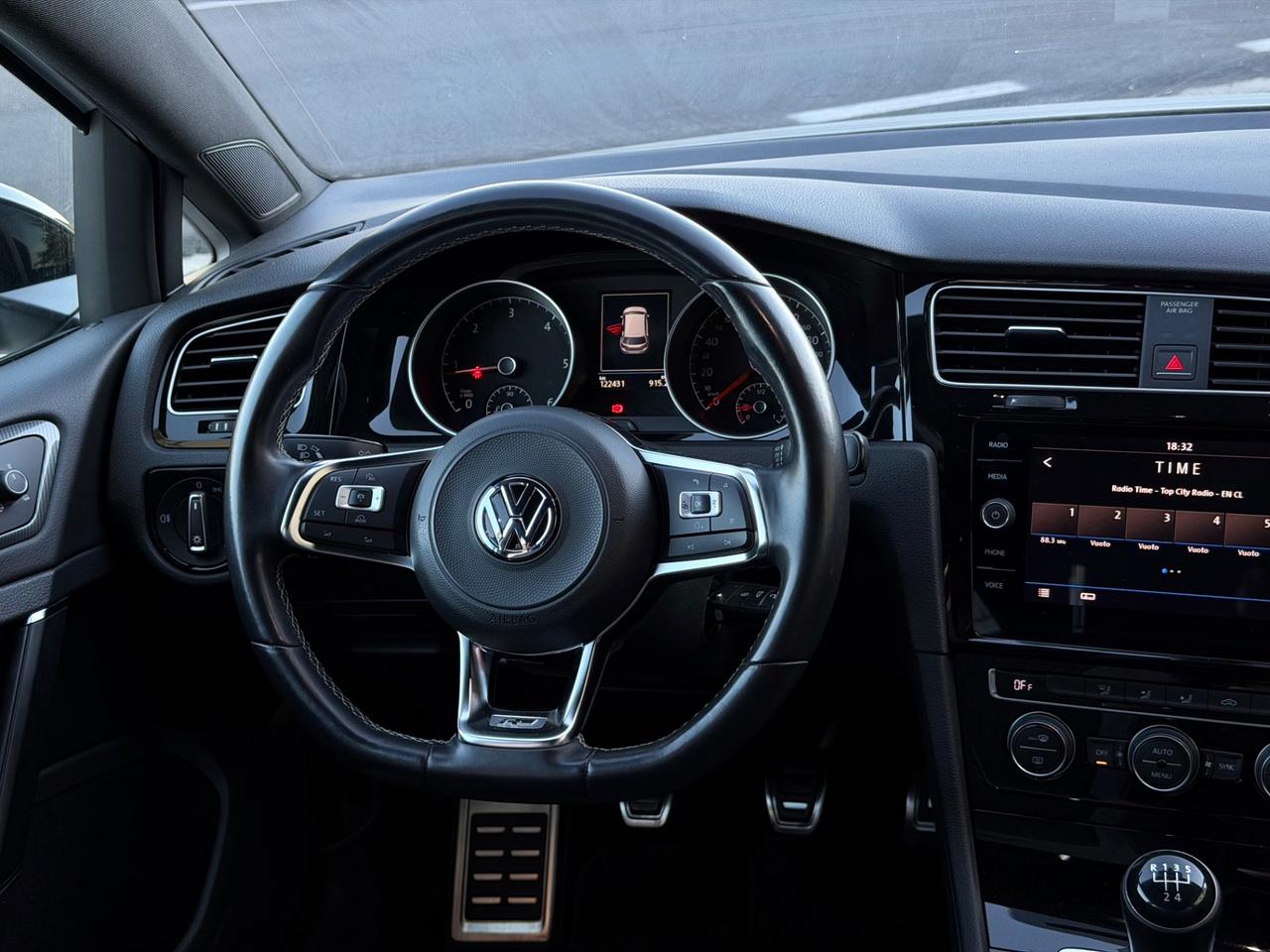 Volkswagen Golf 7.5 1.6 TDI 115 CV R-Line