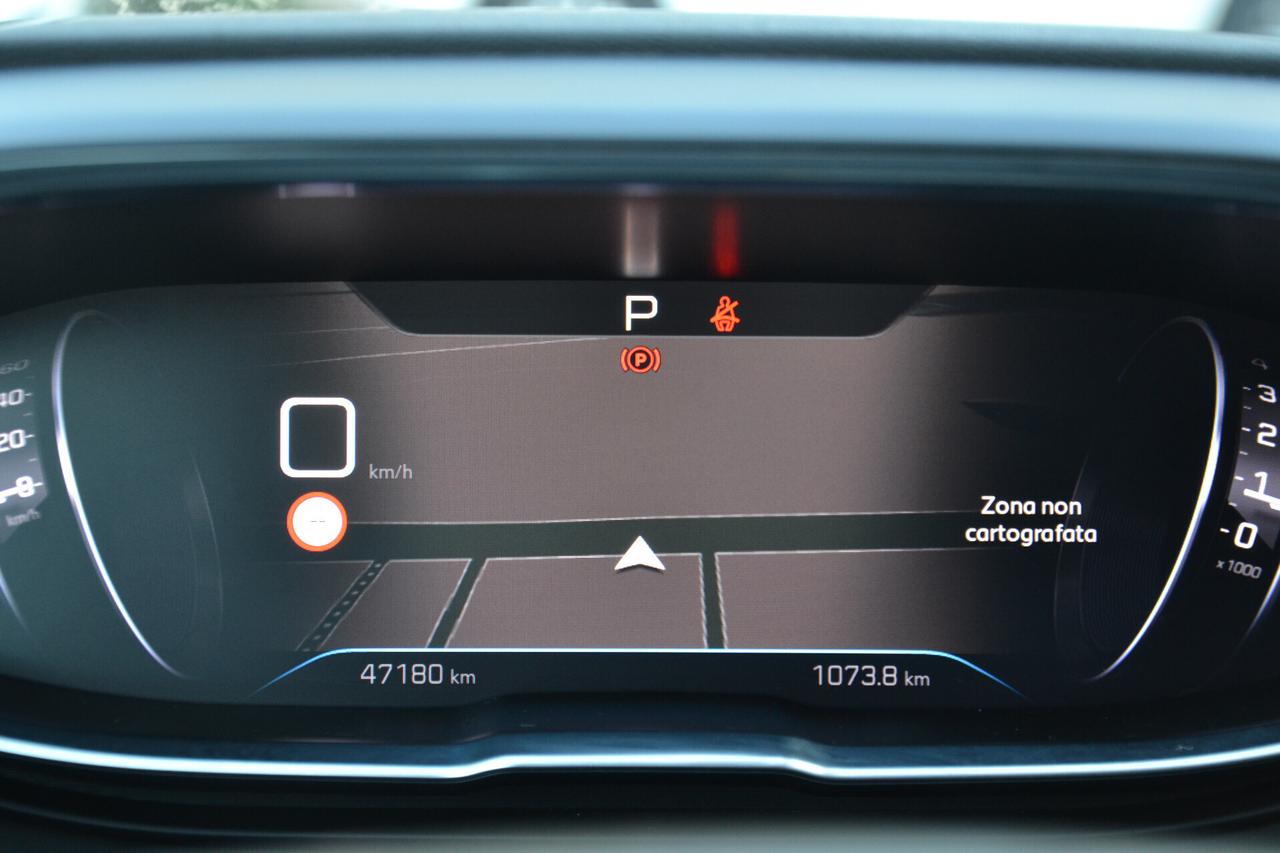 Peugeot 5008 1.5 HDi 130CV 7POSTI AUT.+NAV+LED+RCAM+PELLE+PDC