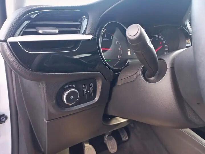 Opel Corsa 1.2 Edition