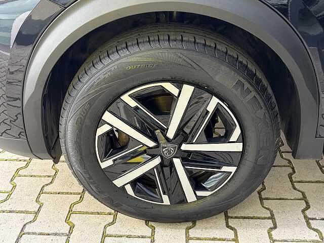 Peugeot 2008 1.2 PureTech 100 CV Active