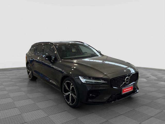 VOLVO V60 V60 B4 (d) automatico Plus Dark
