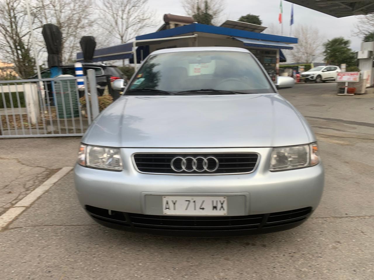 Audi A3 1.8 20V cat 3p. Ambiente
