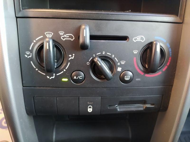 Peugeot 207 1.4 88CV 5p. XS