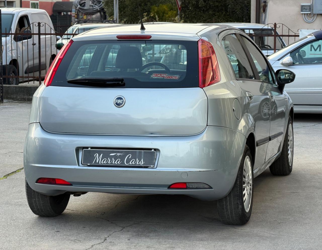 Fiat Grande Punto 1.4 5 porte Dynamic- Neopatentati