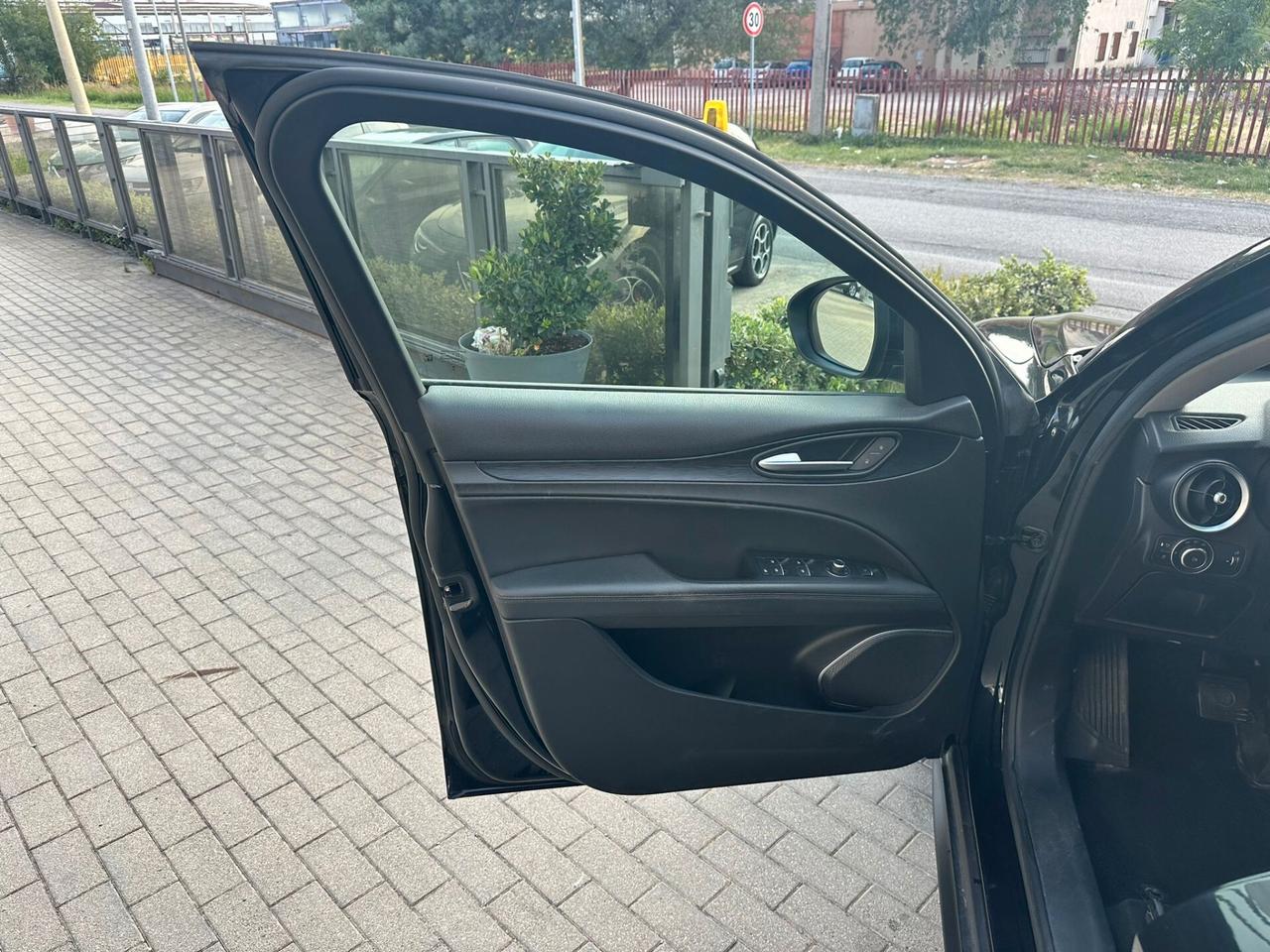 Alfa Romeo Stelvio 2.2 Turbodiesel 210 CV AT8 Q4 Business