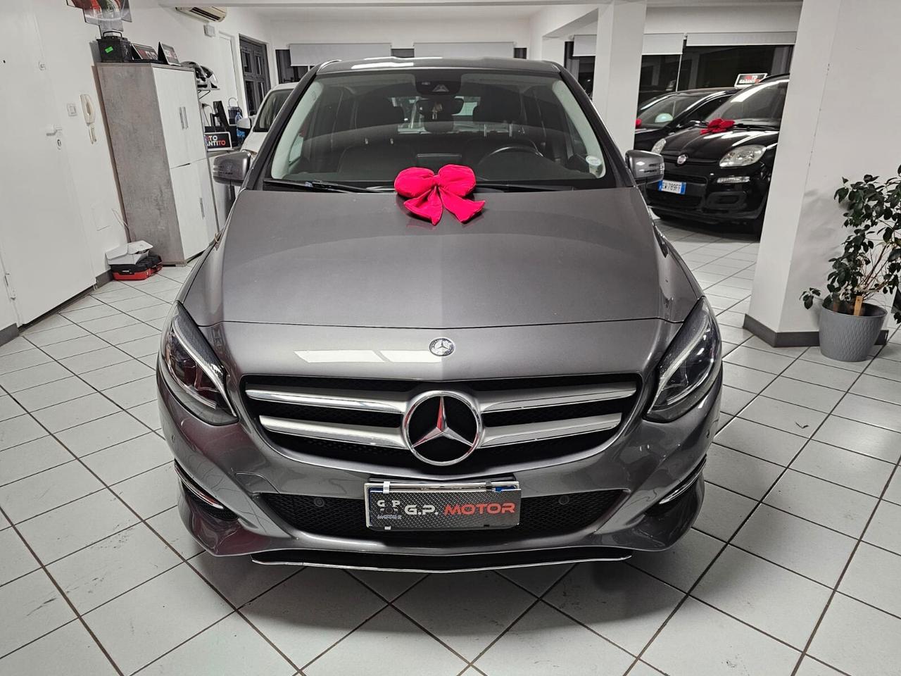 Mercedes-benz B 180 B 180 d Premium