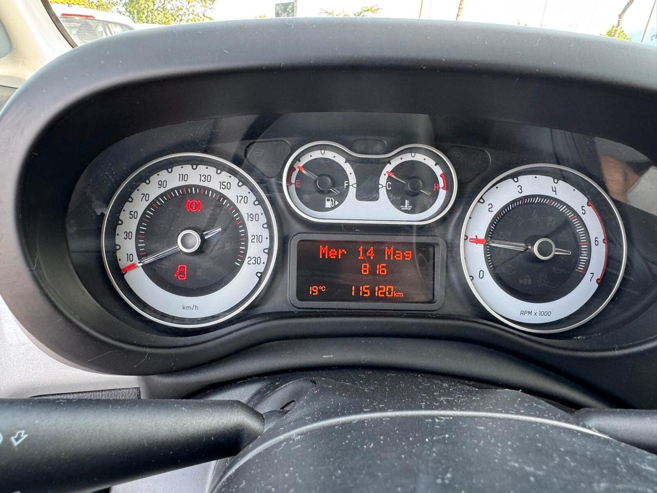 Fiat 500L 1.3 MULTIJET 85CV NEOPATENTATI 2015