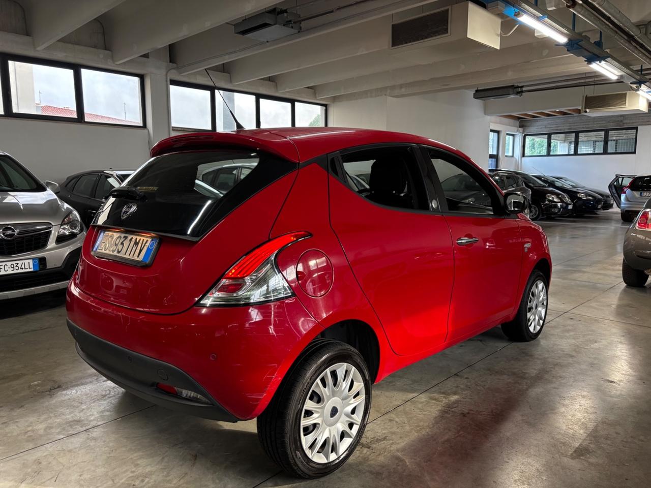 Lancia Ypsilon 0.9 TwinAir METANO
