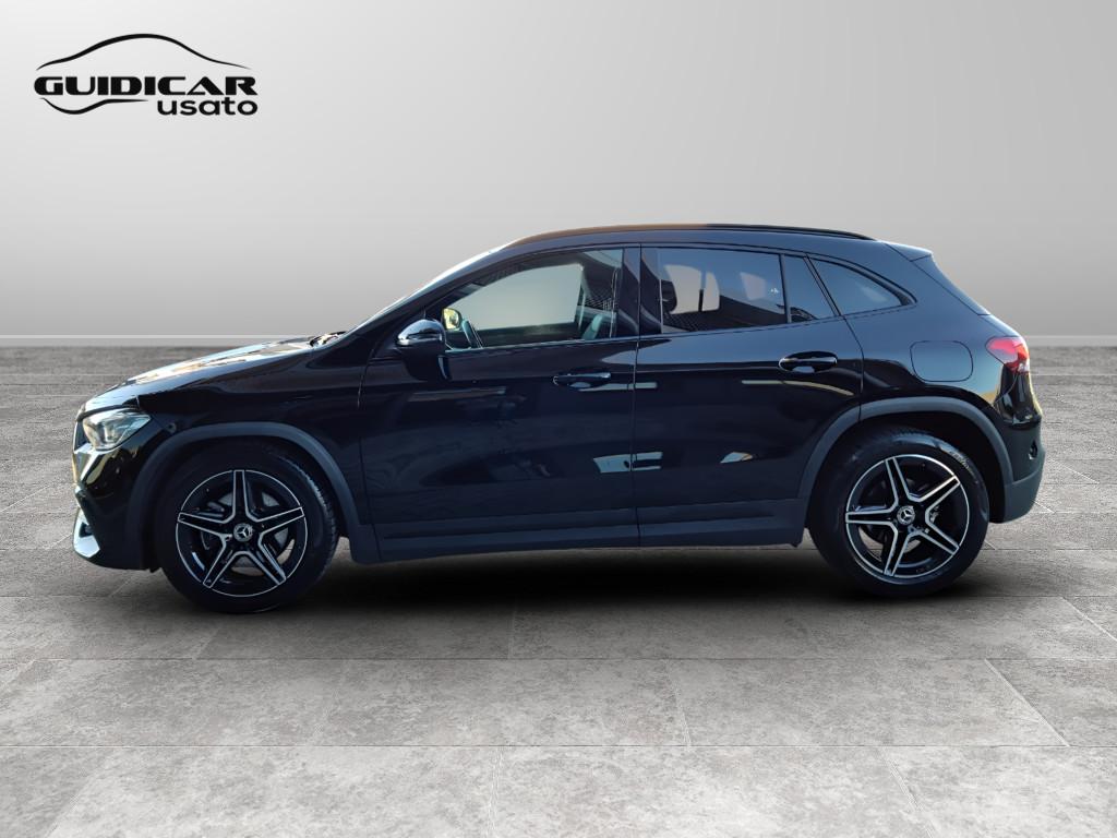 Mercedes-Benz GLA-H247 2020 - GLA 200 d Premium 4matic auto