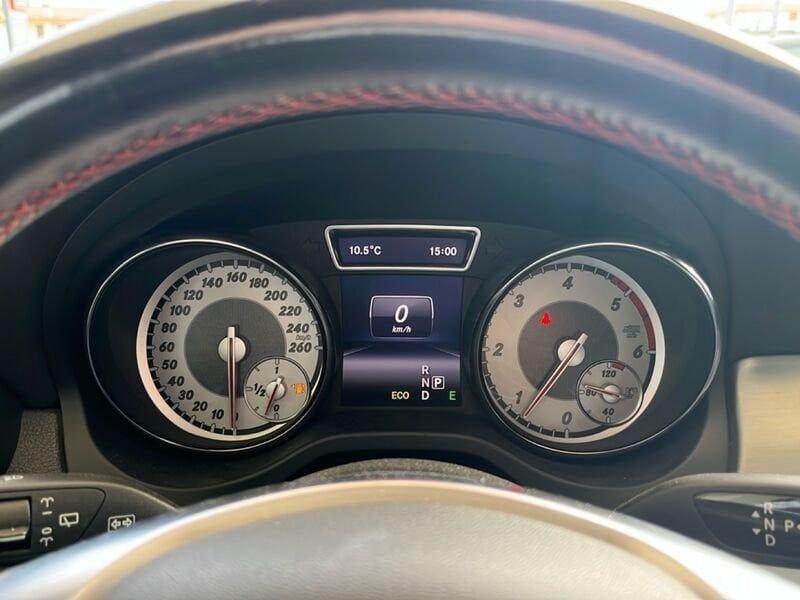 Mercedes-Benz GLA 200 CDI AUTOMATIC Premium