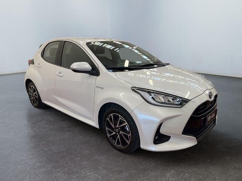 Toyota Yaris Hybrid Trend MY22