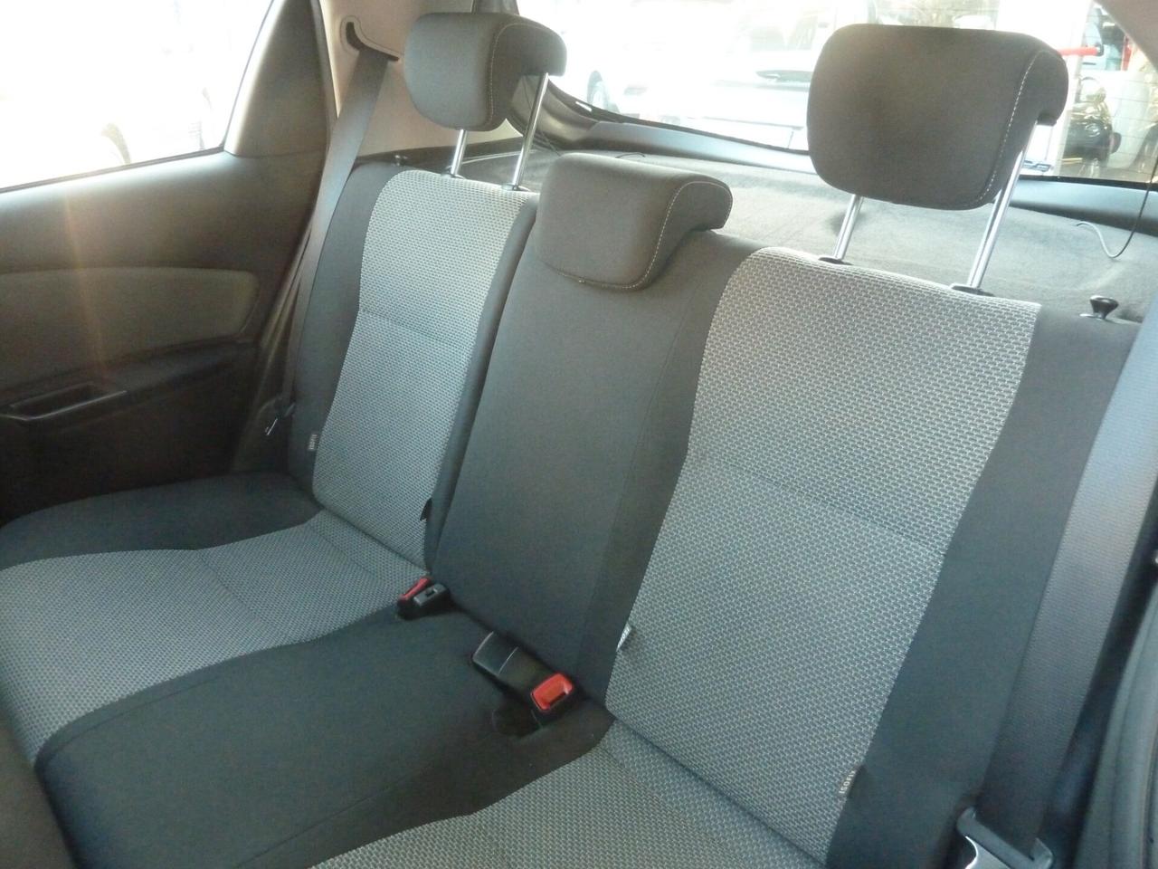 Toyota Yaris 1.5 Hybrid 5 p. Cambio Automatico