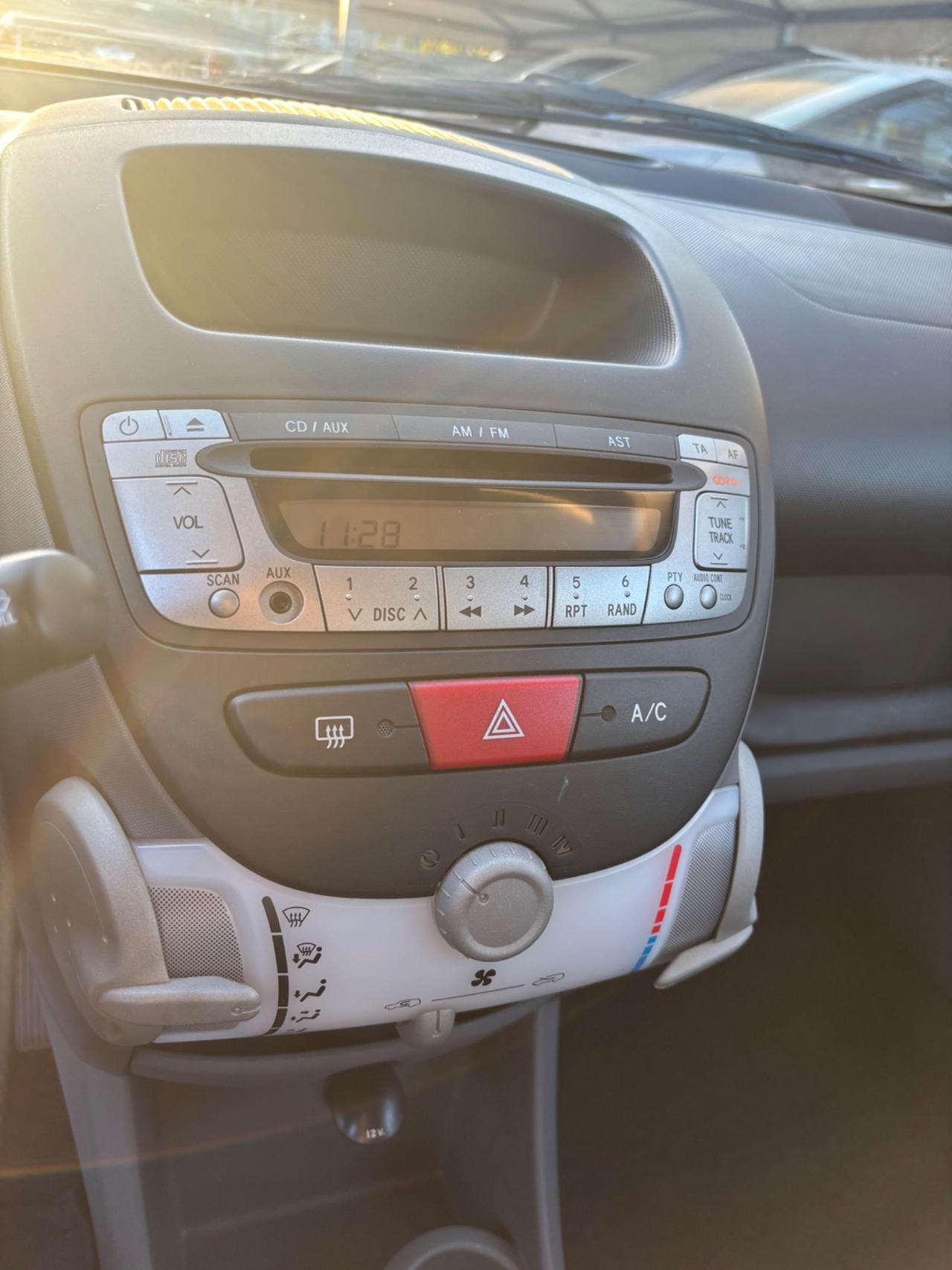 Toyota Aygo 1.0 automatica