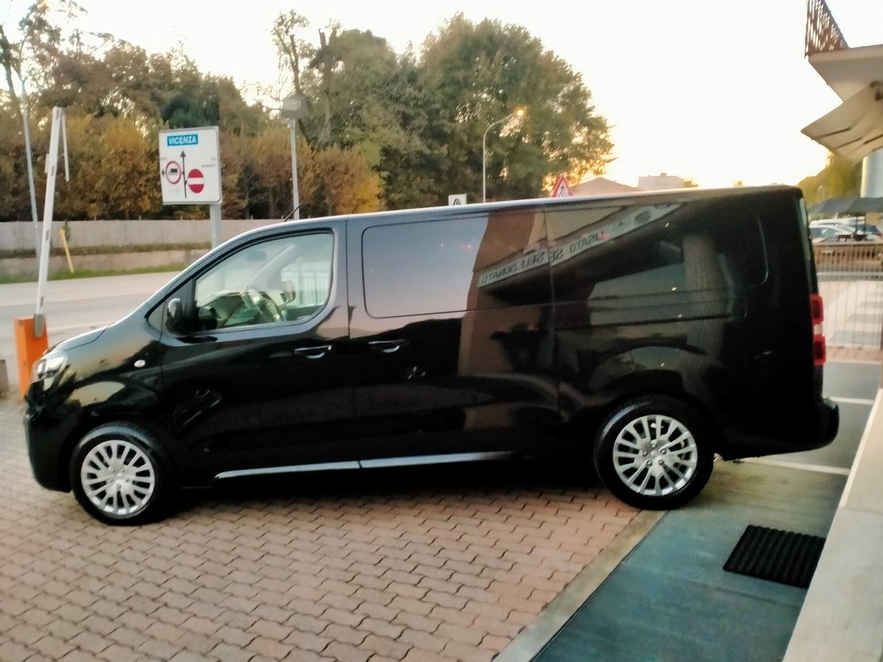 Opel ZAFIRA LIFE 2.0D 146CV L3 LUNGO/9 POSTI/DOPPIA PORTA/AT8 MY21