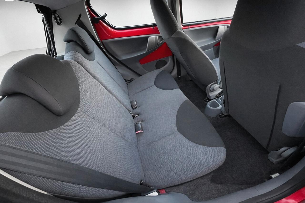 TOYOTA AYGO 1.0 5 PORTE UNICO PROPRIETARIO 110.000KM OK NEOPATENTATI