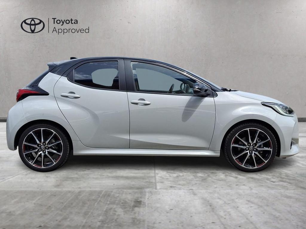 Toyota Yaris 1.5h GR Sport