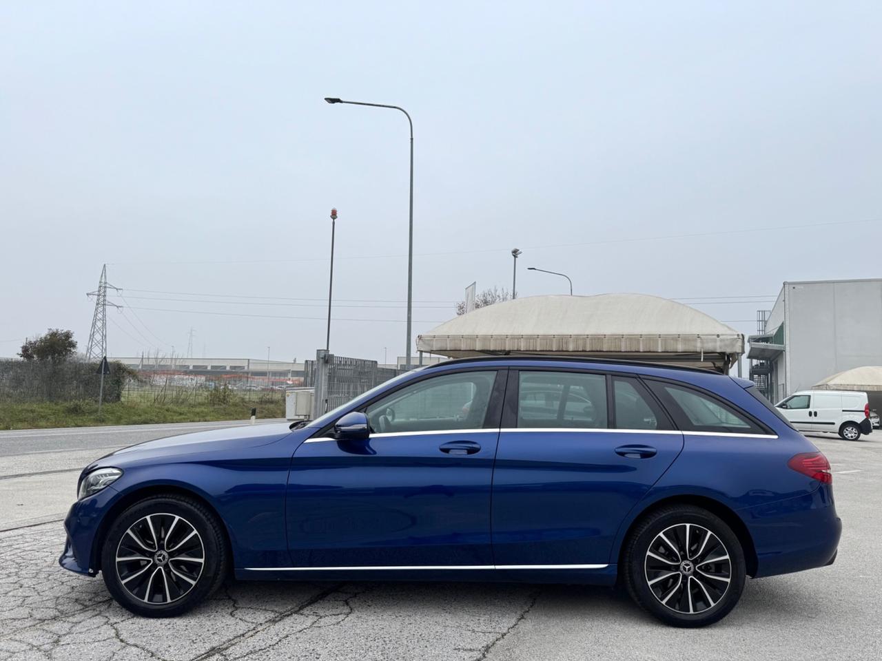 MERCEDES C200d S.W. Sport 160CV - Navi Led 17