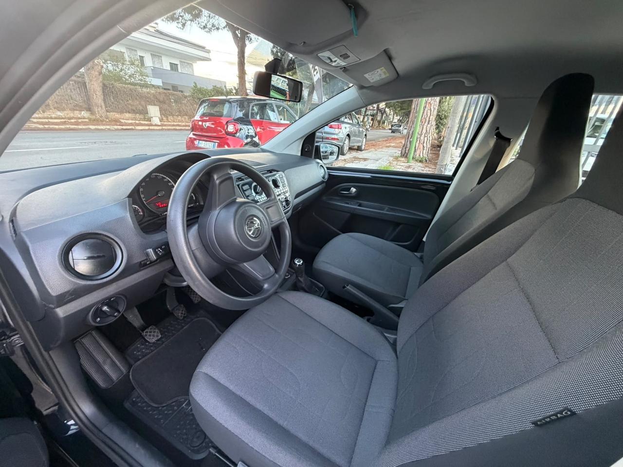 Volkswagen up! 1.0 5p. move