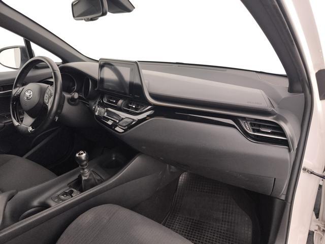 TOYOTA C-HR 1.2t Active 2wd