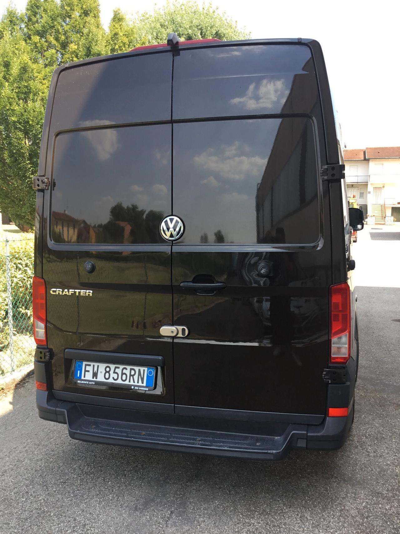 Volkswagen Crafter 35 2.0 TDI 140CV PM-DC Cabinato