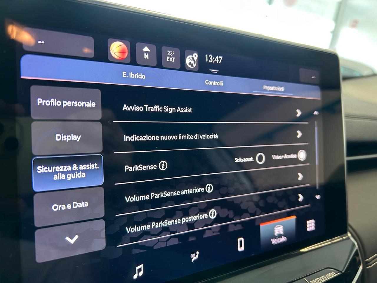 Jeep Compass LIMITED 1.3 Turbo T4 PHEV AT6 4xe SPOTICAR