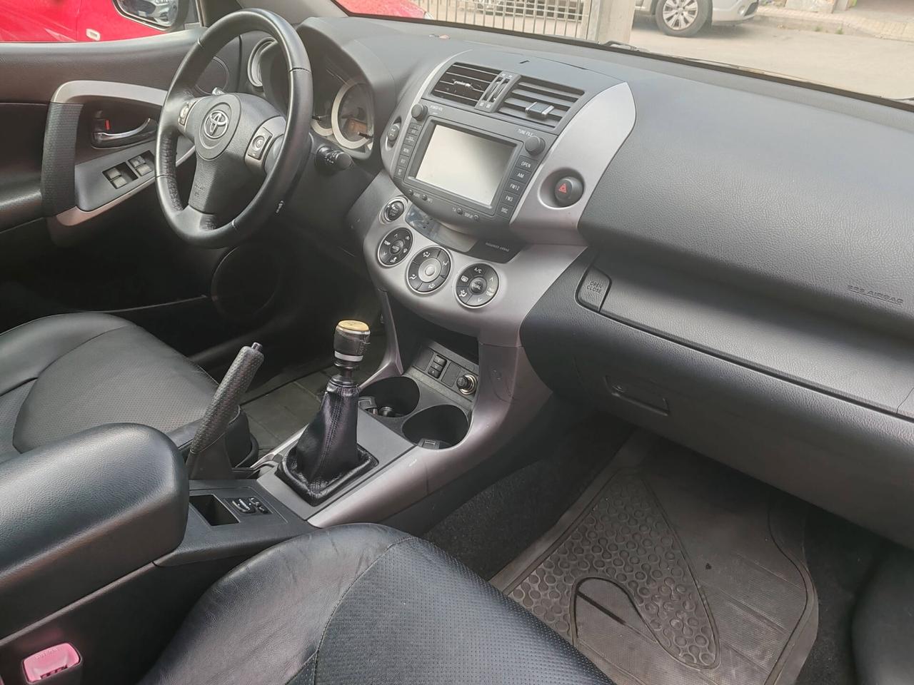 Toyota RAV 4 RAV4 2.2 D-4D 177 CV Luxury