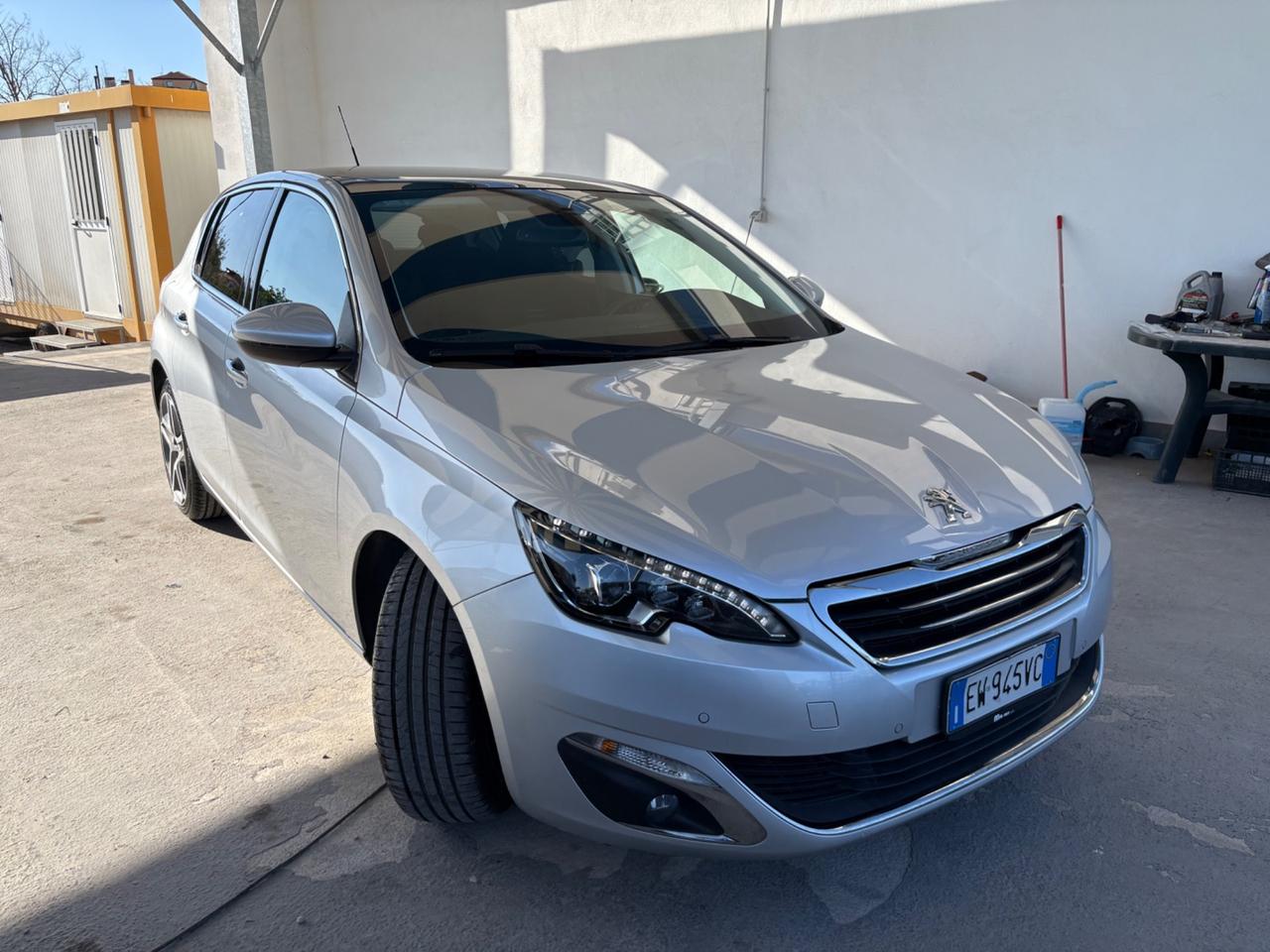 Peugeot 308 1.6 e-HDi 115 CV Stop&Start Allure