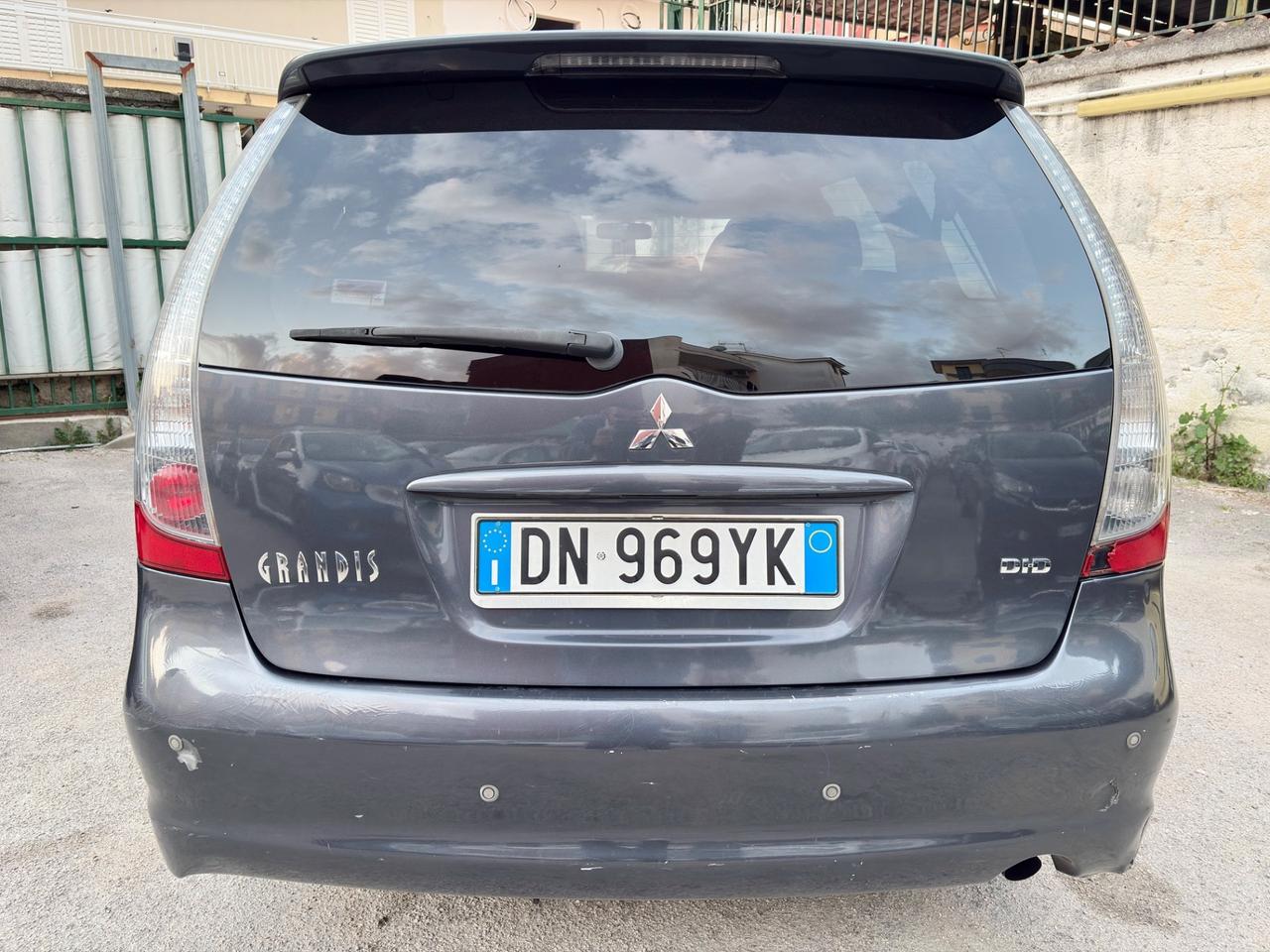 Mitsubishi Grandis 2.0 DI-D 7 posti