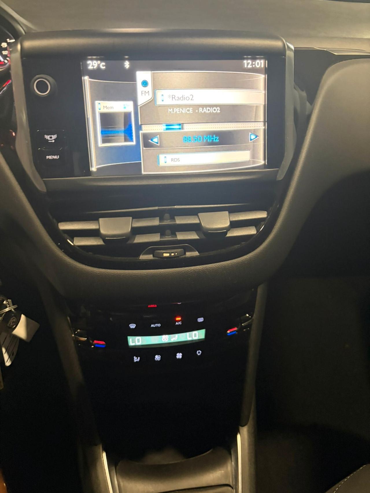 PEUGEOT 208 DEL 2013 BENZINA 110.000 KM