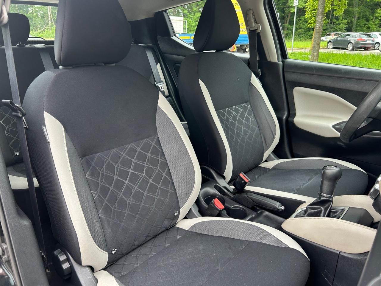 Nissan Micra 1.5 dCi 8V 5 porte N-Connecta* Neo patentati *