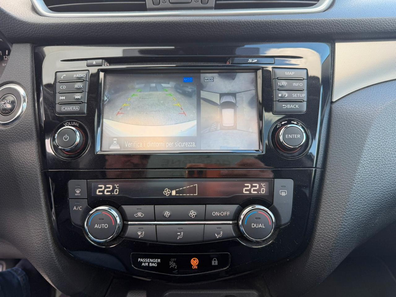 Nissan Qashqai 1.5 dCi N-Connecta