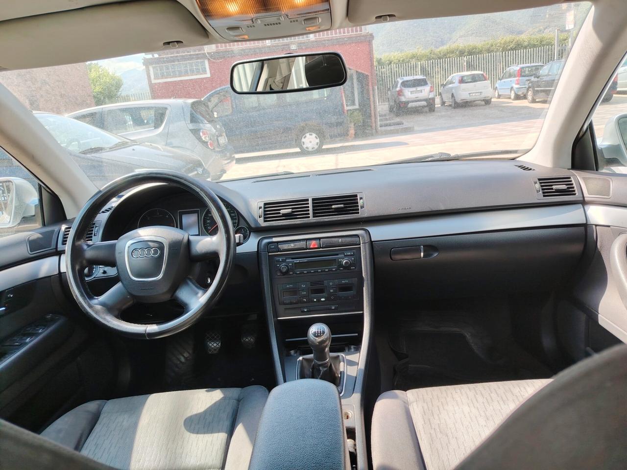 Audi A4 2.0 16V TDI Avant Top