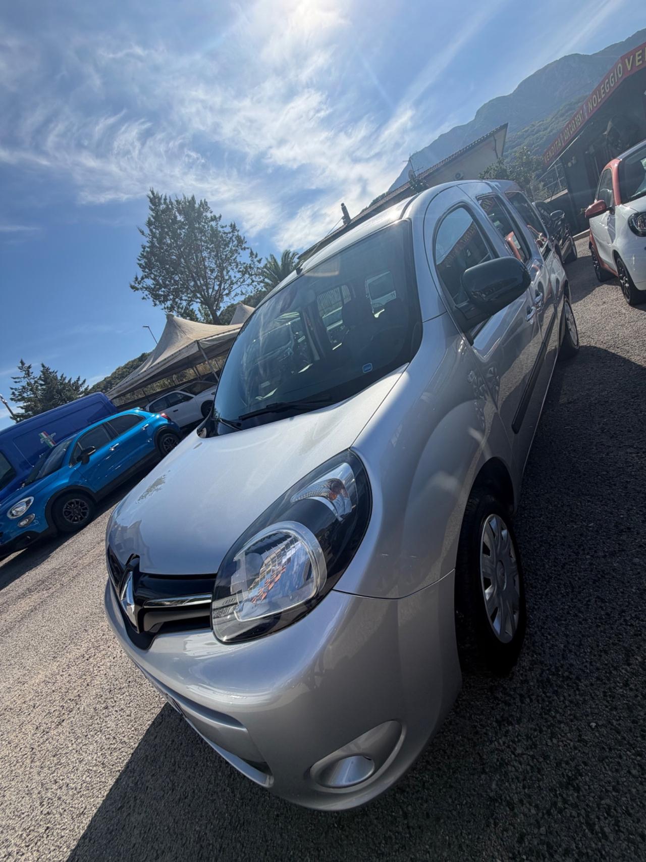 Renault Kangoo 1.5 dCi 110CV 5 porte Stop & Start Limited N1