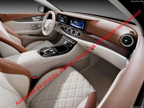 MERCEDES-BENZ E 220 d S.W. 4Matic Auto Premium