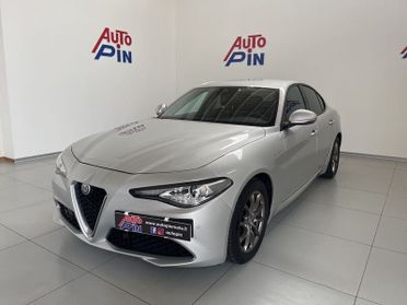 Alfa Romeo Giulia 2.2 Turbodiesel 136 CV AT8 Super *Rcamera*