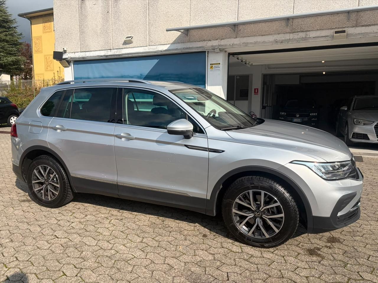 Volkswagen Tiguan 2.0 TDI 150 CV SCR DSG Life*EURO6