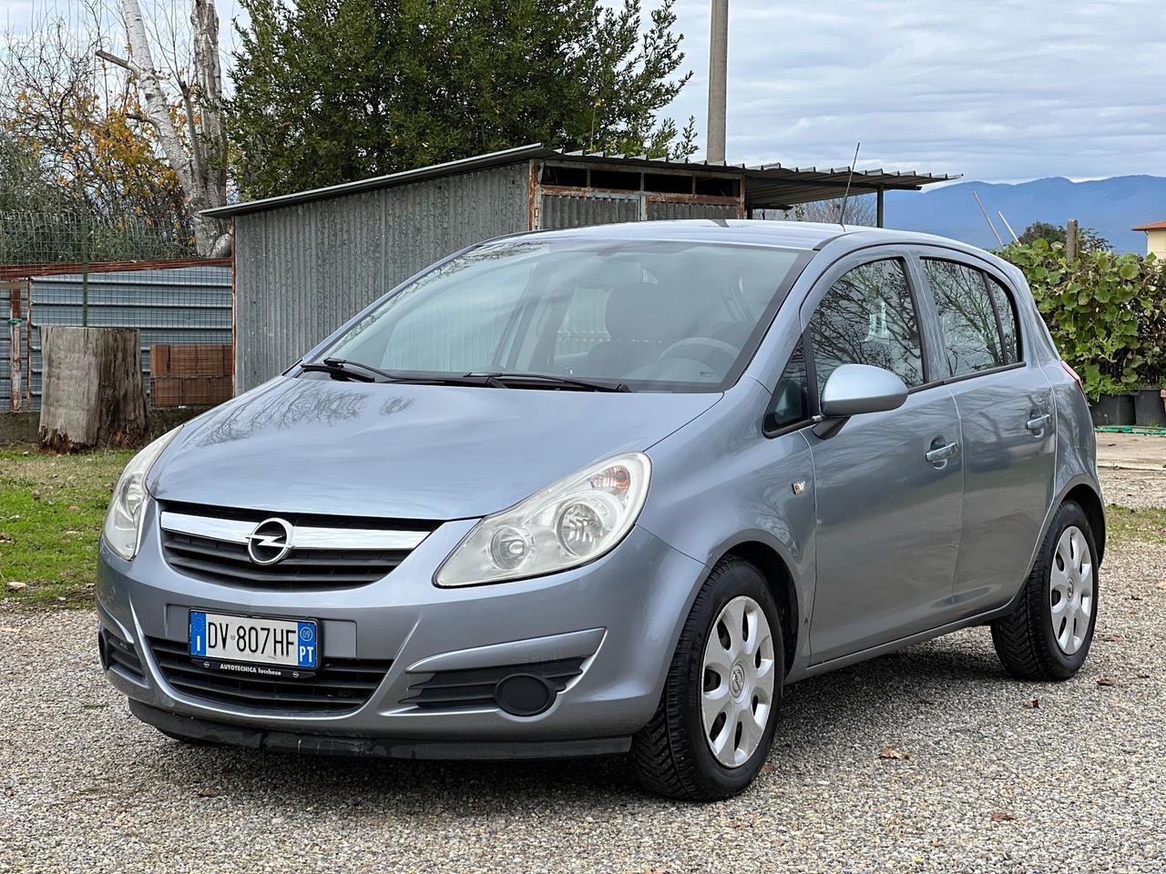 Opel Corsa 1.2 5 porte