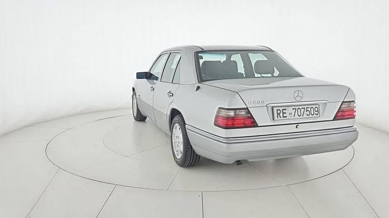 Mercedes-Benz Serie E E 200 cat Elegance ASI