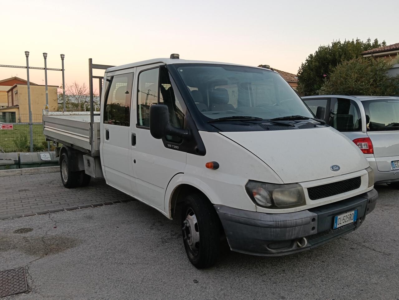 Ford Transit 330 2.0 TD/100 cat PM Cabinato
