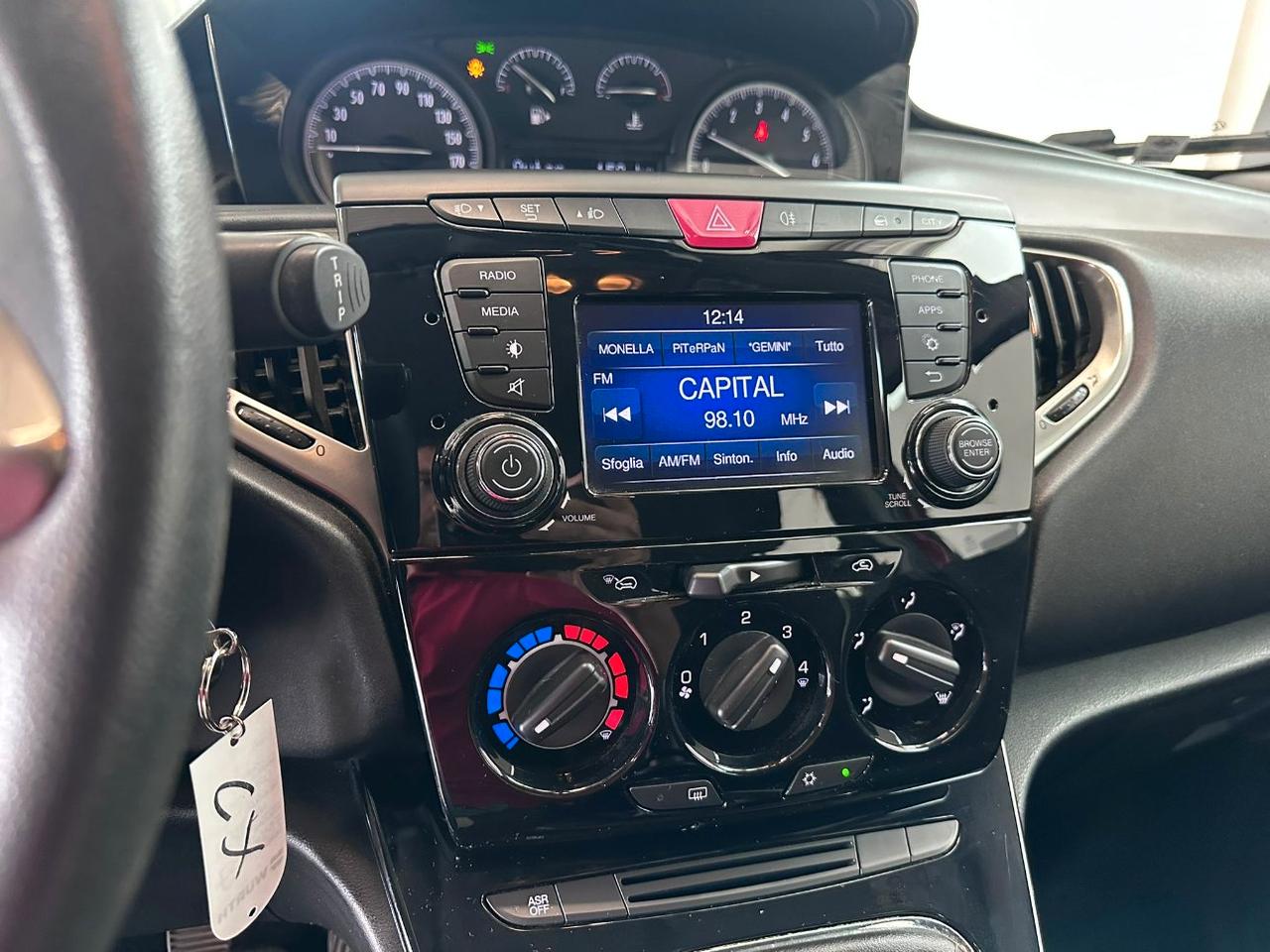 Lancia Ypsilon 5 Porte Ypsilon 1.2 Platinum 69cv my16