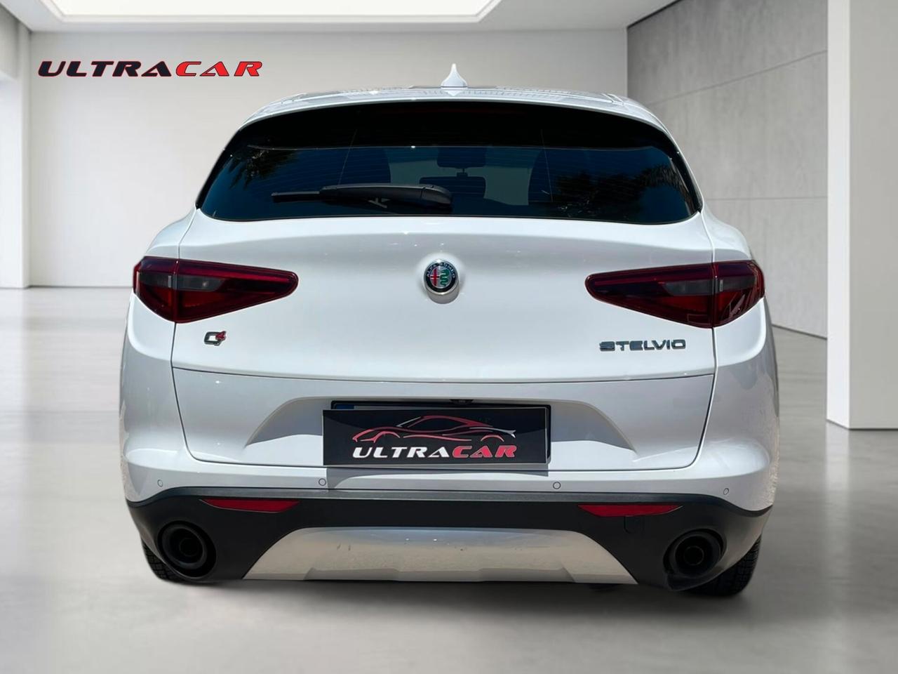 Alfa Romeo Stelvio 2.2 Turbodiesel 190 CV AT8 Q4 Business